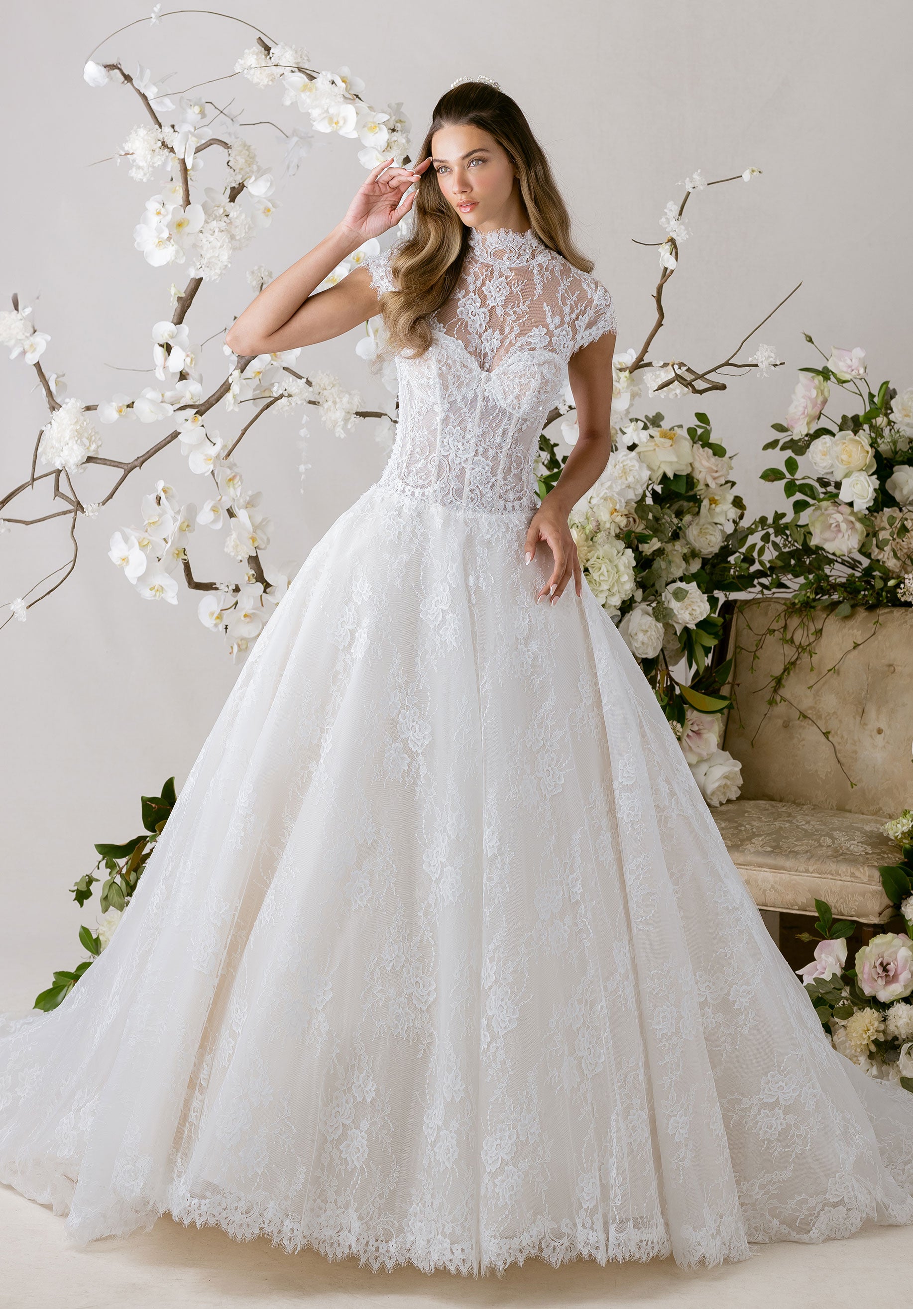 morilee-nikiya-chantilly-spitze-ballkleid-brautkleid image 5