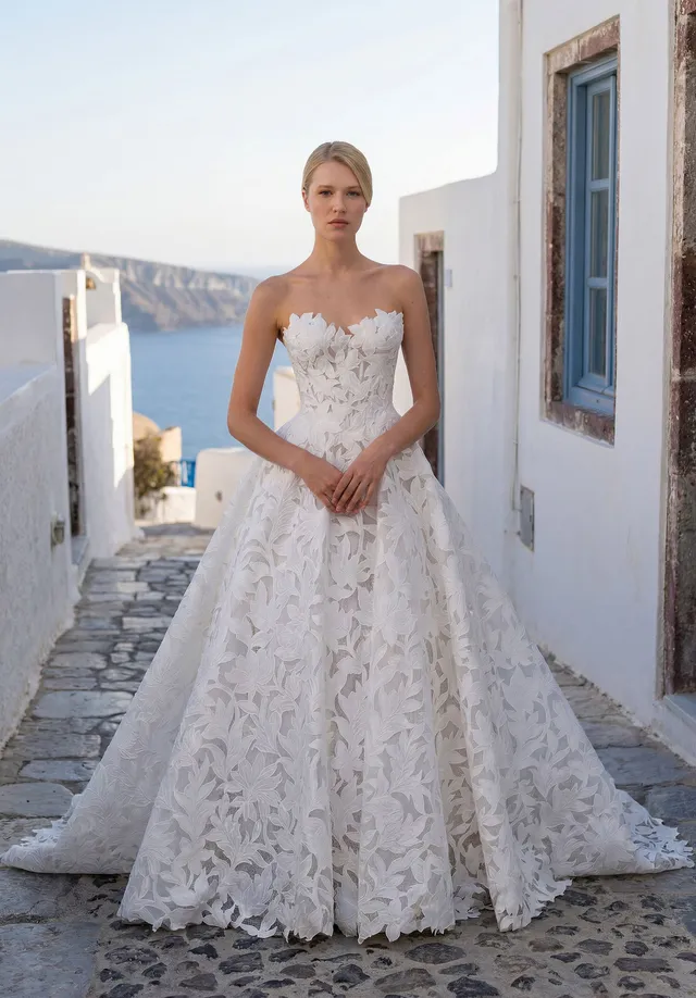 morilee-tovara-brautkleid-a-linie-satin-mit-laser-cut image 1