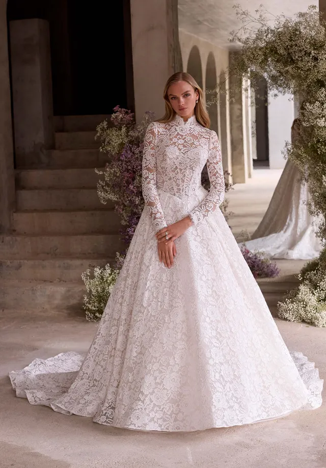 morilee-delia-brautkleid-peony-spitze-ballkleid-langarm image 1