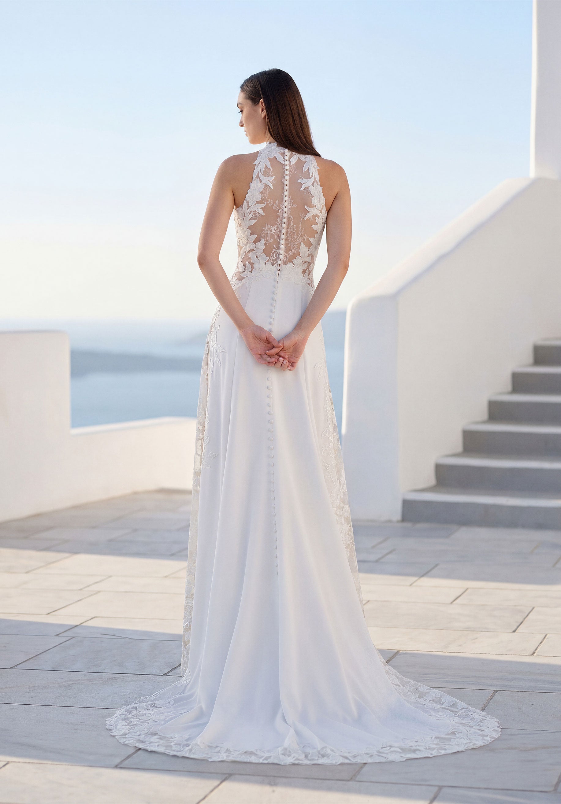 morilee-tairina-brautkleid-halter-a-linie-crepe image 4