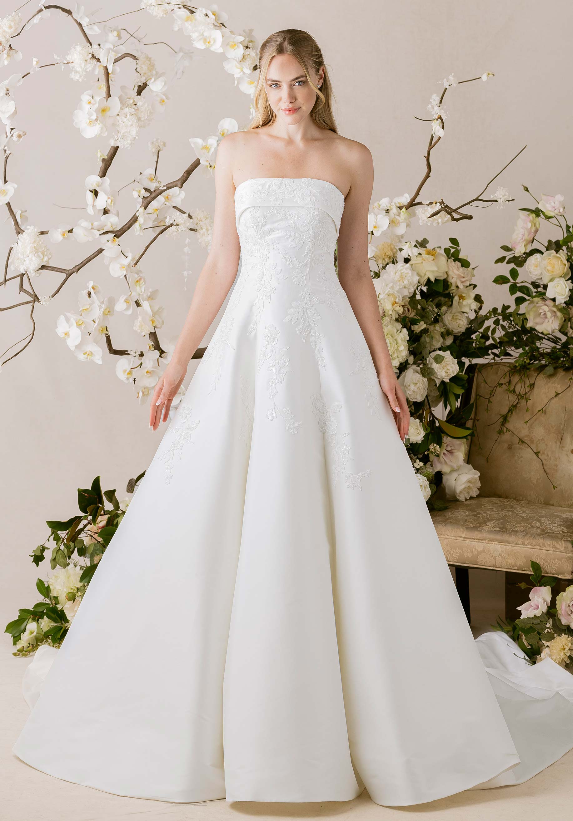 morilee-isadora-mikado-a-linie-brautkleid-mit-perlen-spitze image 1