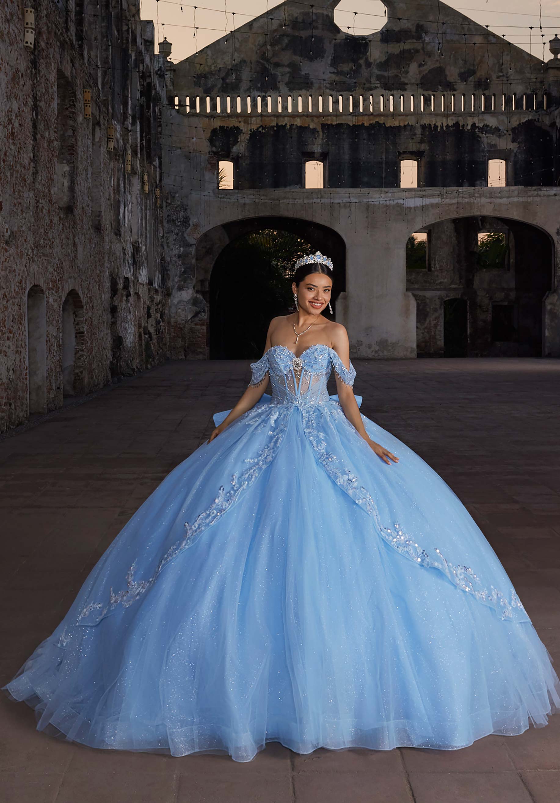 morilee-vizcaya-ava-quincea-era-kleid-mit-korsett image 1