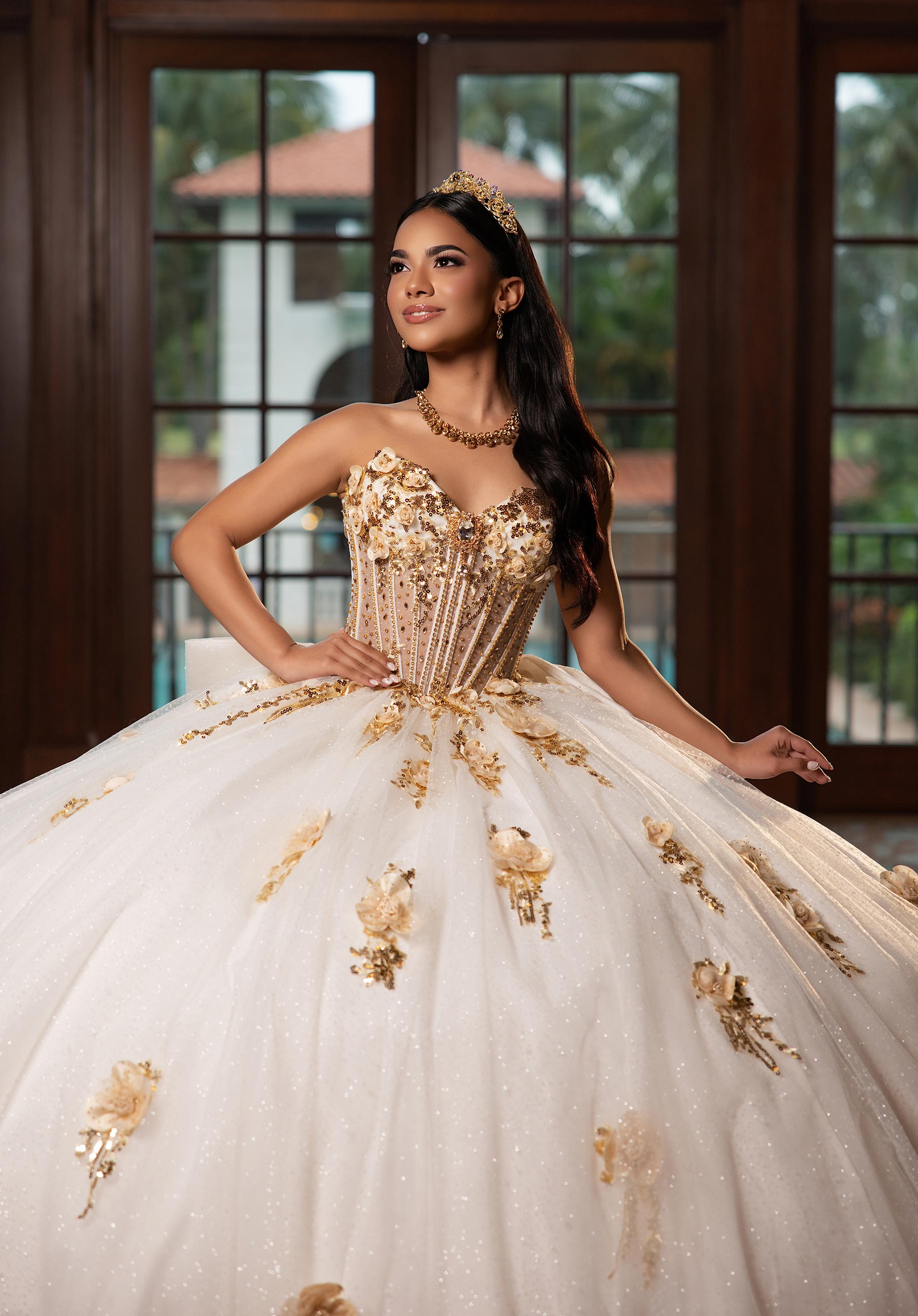 morilee-vizcaya-alexis-quincea-era-kleid-mit-rosetten image 5