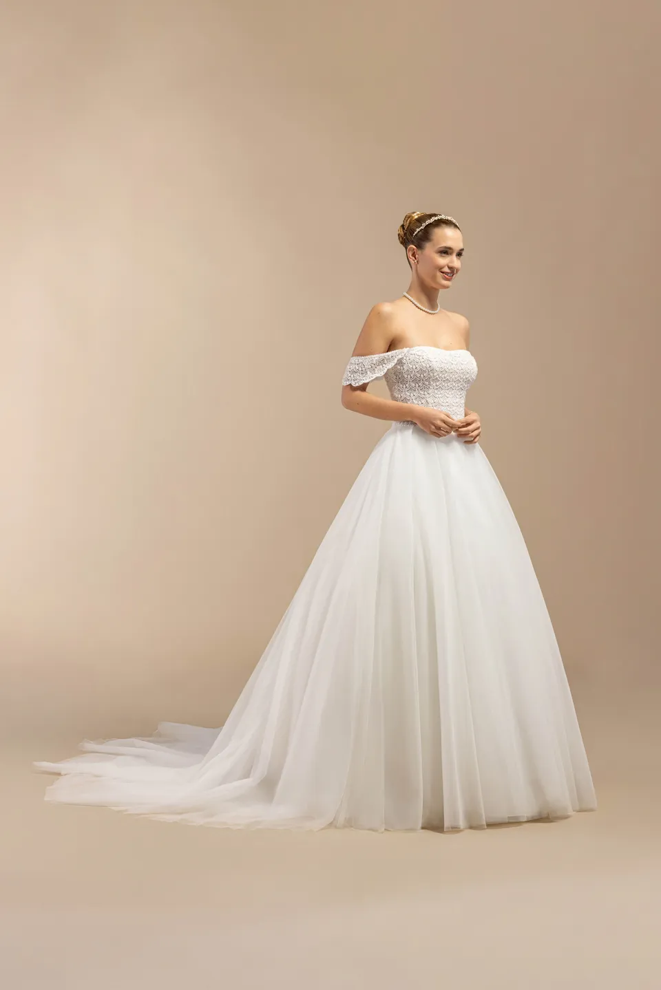 eglantine-bettie-brautkleid-ivoire-wei-gr-e-34-74 image 1
