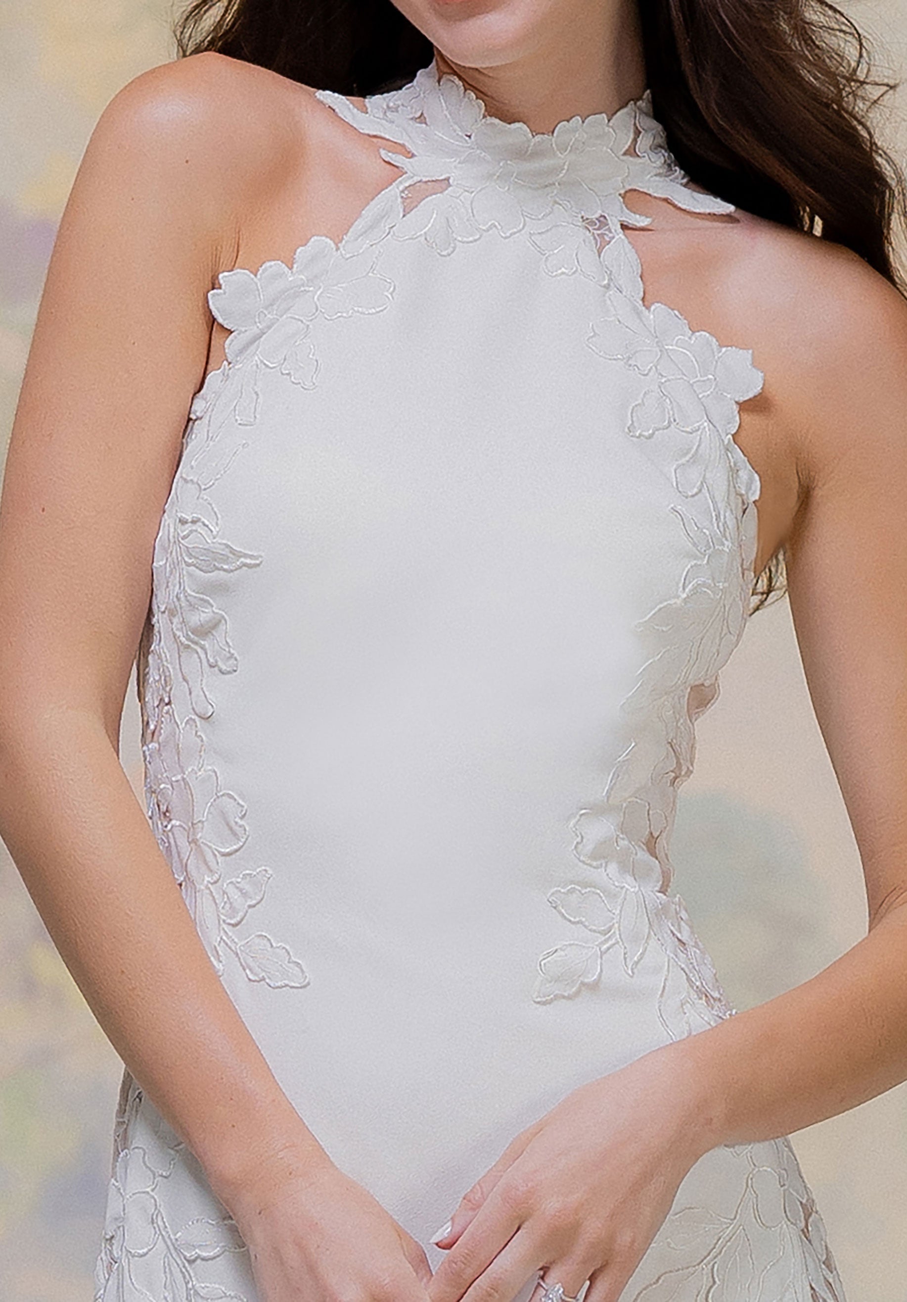 morilee-tairina-brautkleid-halter-a-linie-crepe image 6