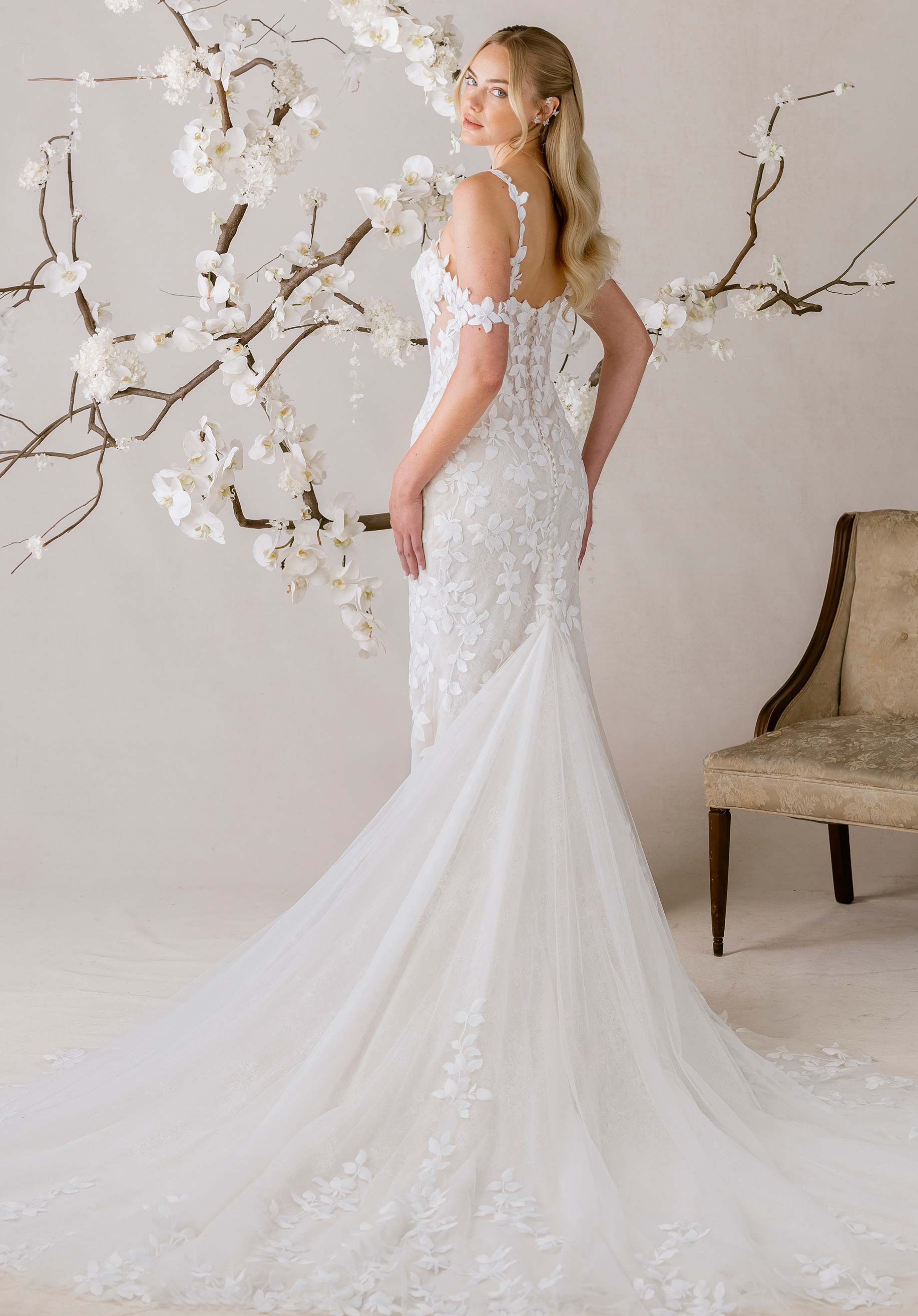 morilee-assembl-spitze-brautkleid-mit-corsage image 3