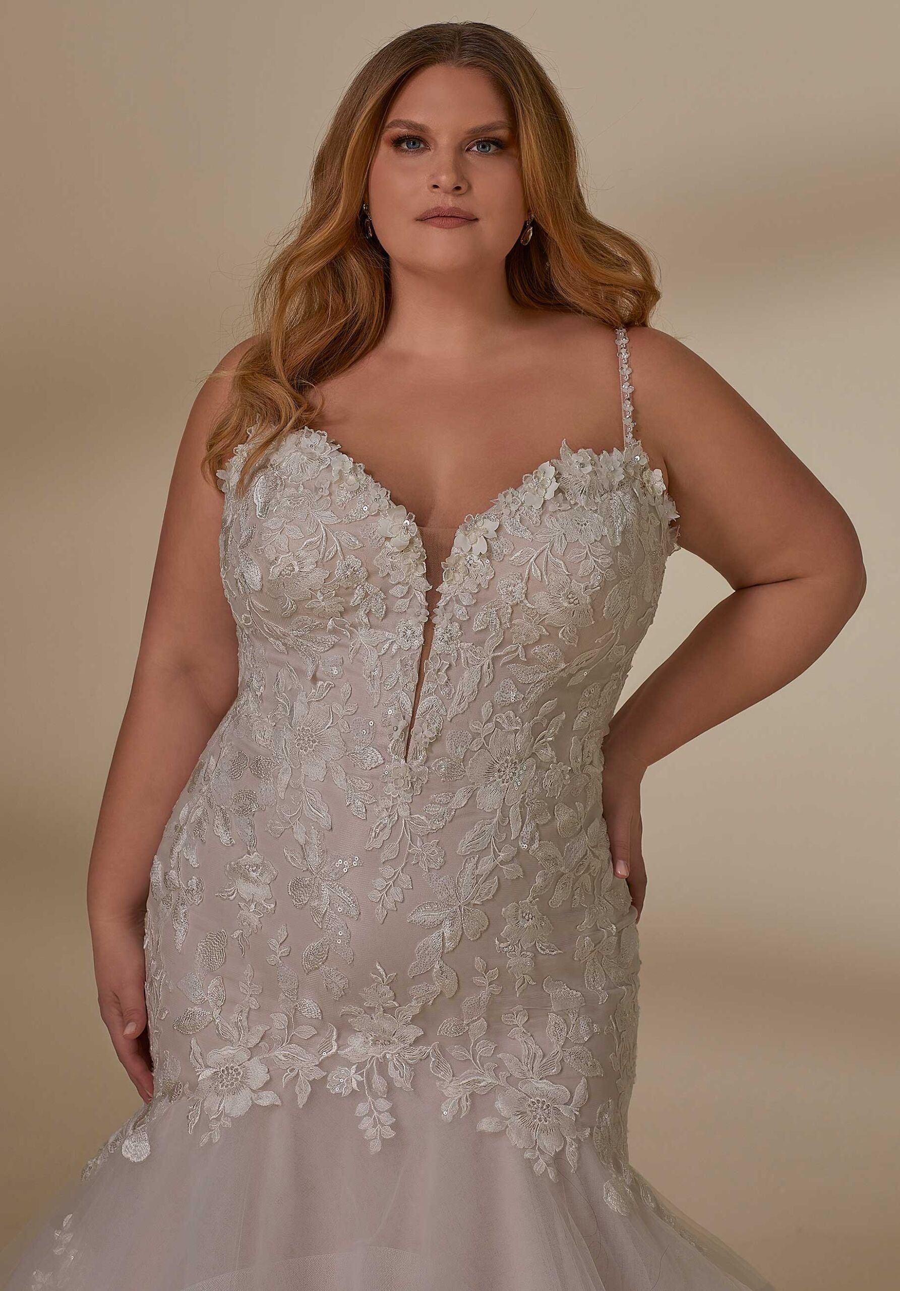 morilee-pearl-and-crystal-beaded-braut-tr-ger image 1