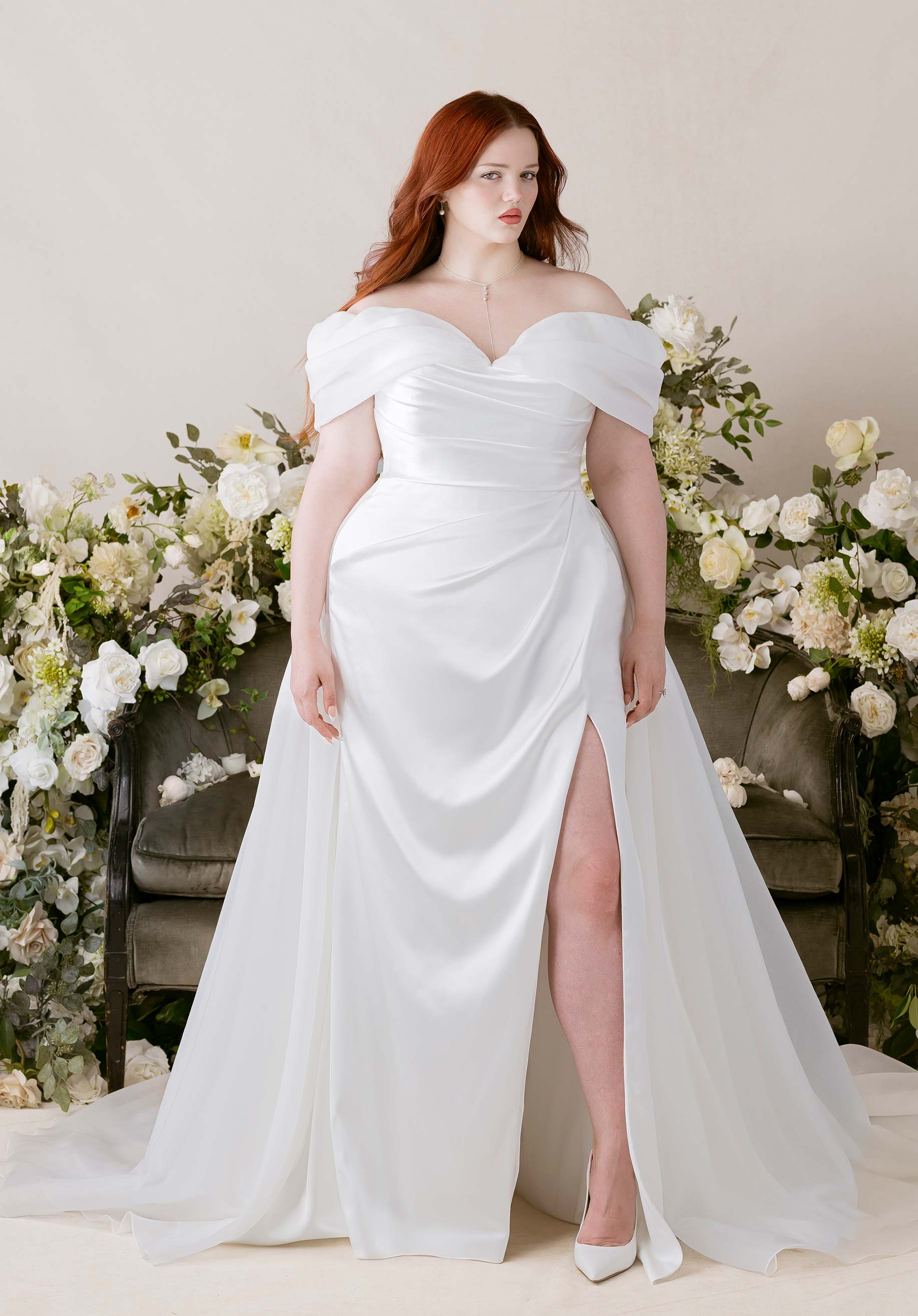 morilee-julietta-canna-brautkleid-off-shoulder-mit-schlitz image 1