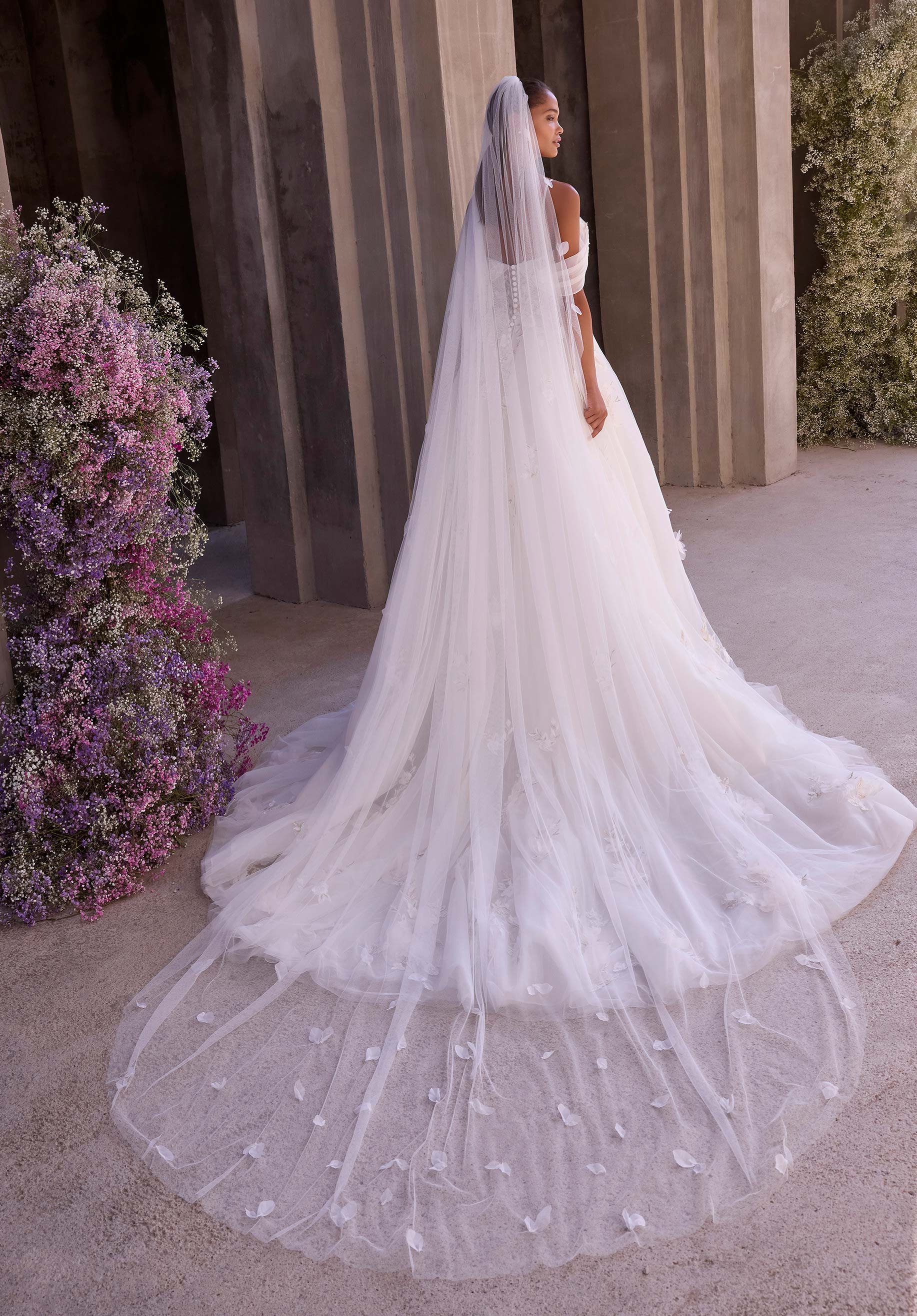 morilee-morrigan-brautkleid-a-linie-mit-abnehmbarem-cape-und-schleife image 5
