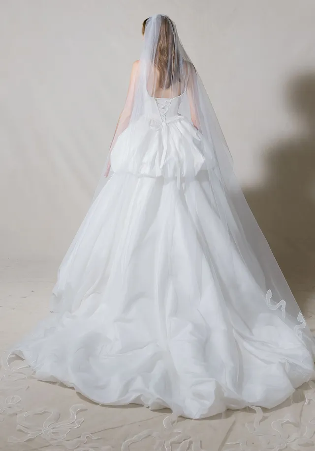 morilee-burnout-organza-schleier-kathedrale-bestickt image 1
