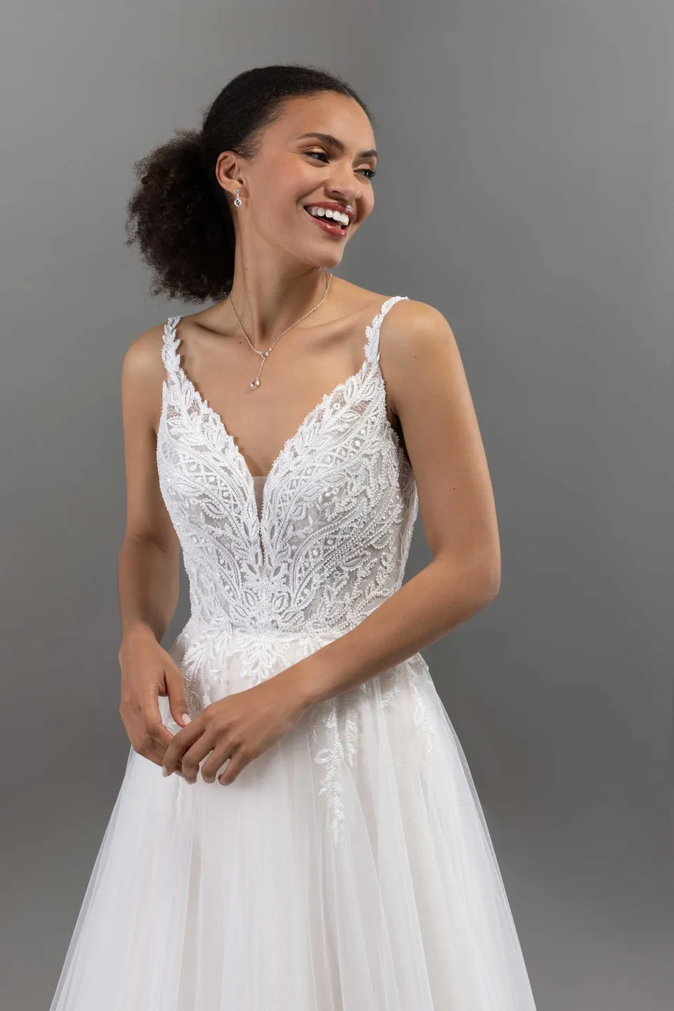 eglantine-frejus-brautkleid-festgarderobe image 1