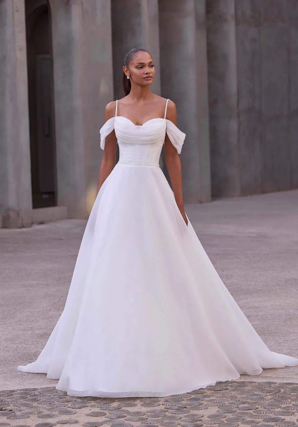 morilee-helene-brautkleid-a-linie-chiffon-mit-kristall-perlen-und-taschen image 1