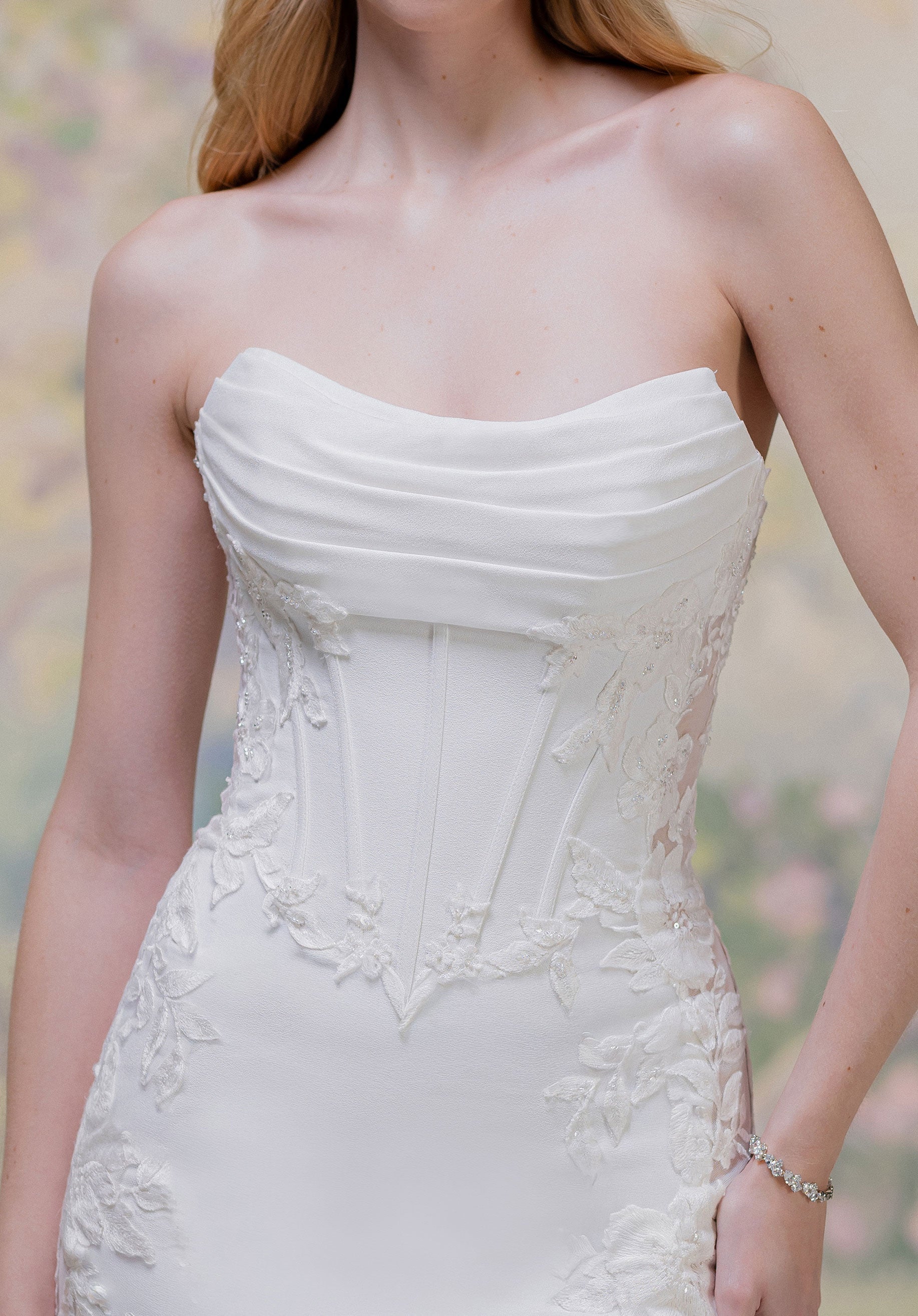 morilee-tiar-brautkleid-meerjungfrau-stretch-cr-pe-mit-spitze image 5