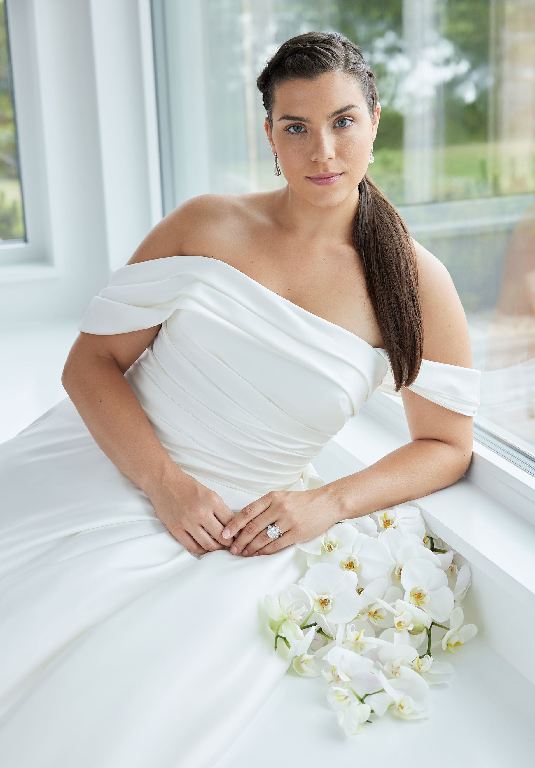 morilee-syndy-brautkleid-off-shoulder-satin-ballkleid-in-ivory image 4