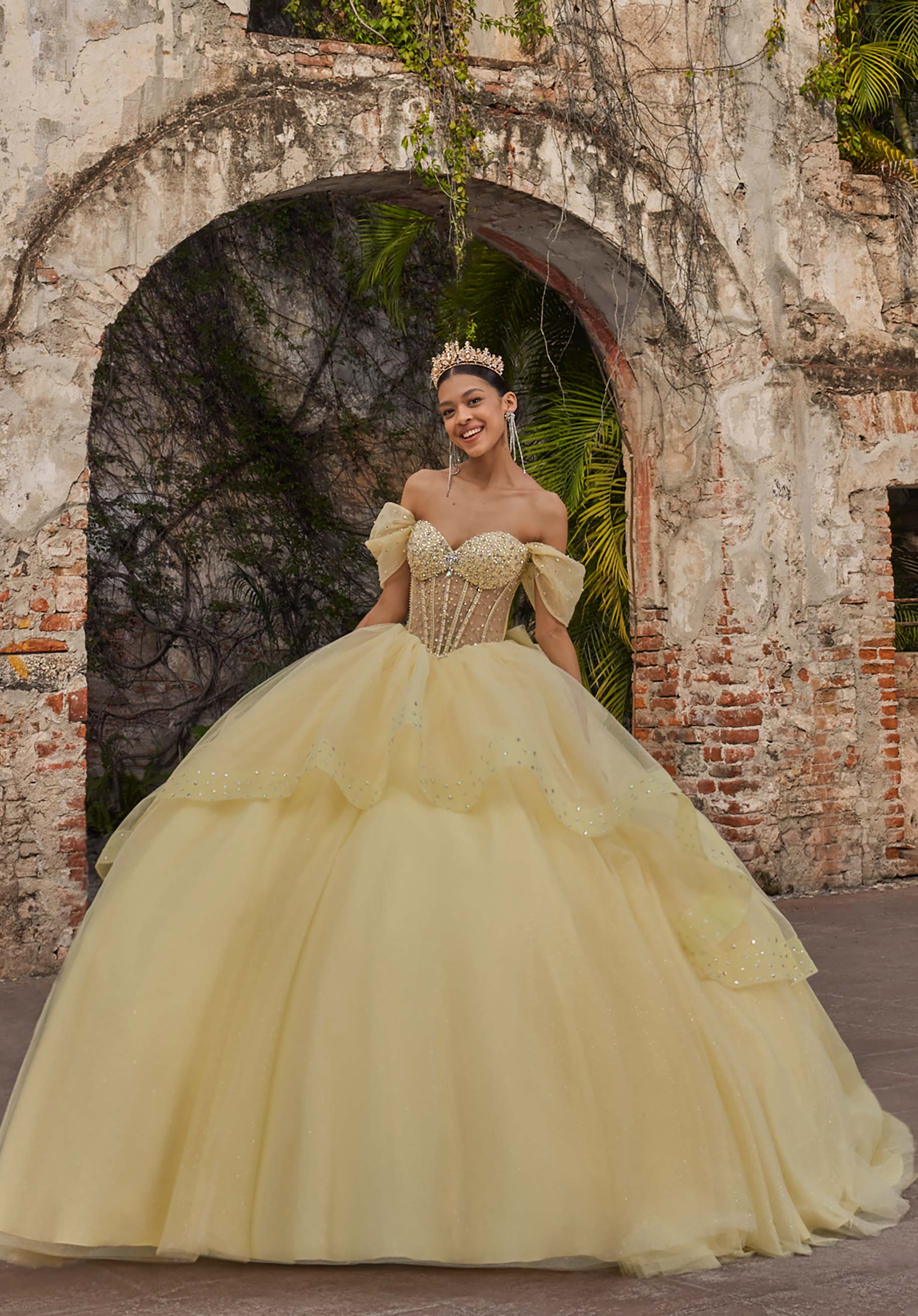 morilee-vizcaya-aubree-quincea-era-kleid-glitzer image 4