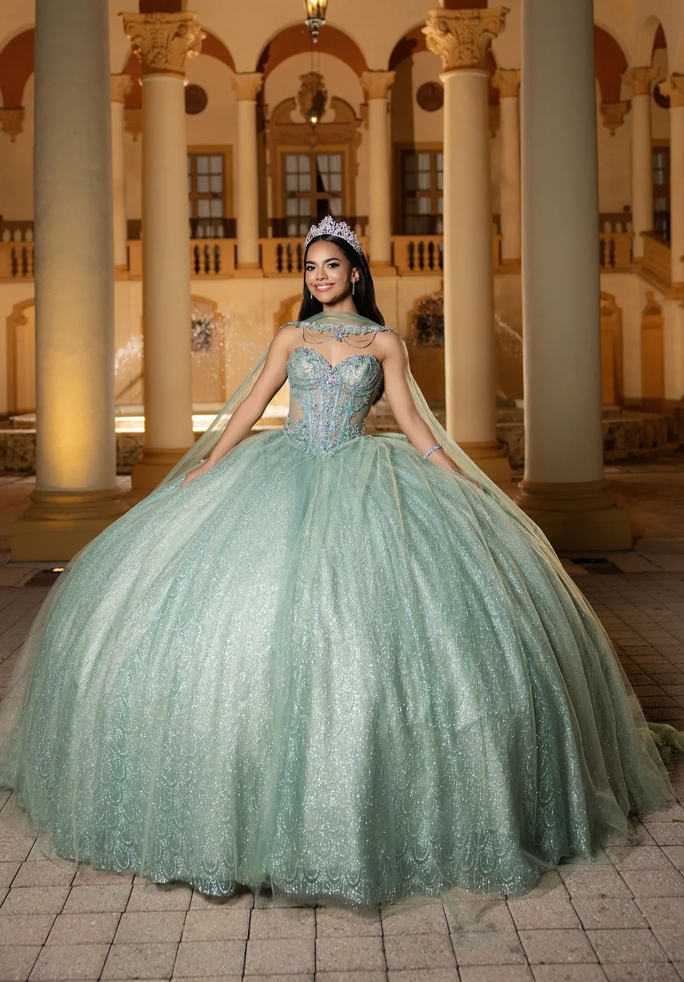 morilee-crista-quincea-era-kleid-tr-gerlos-mit-korsett-und-abnehmbarem-schal image 1