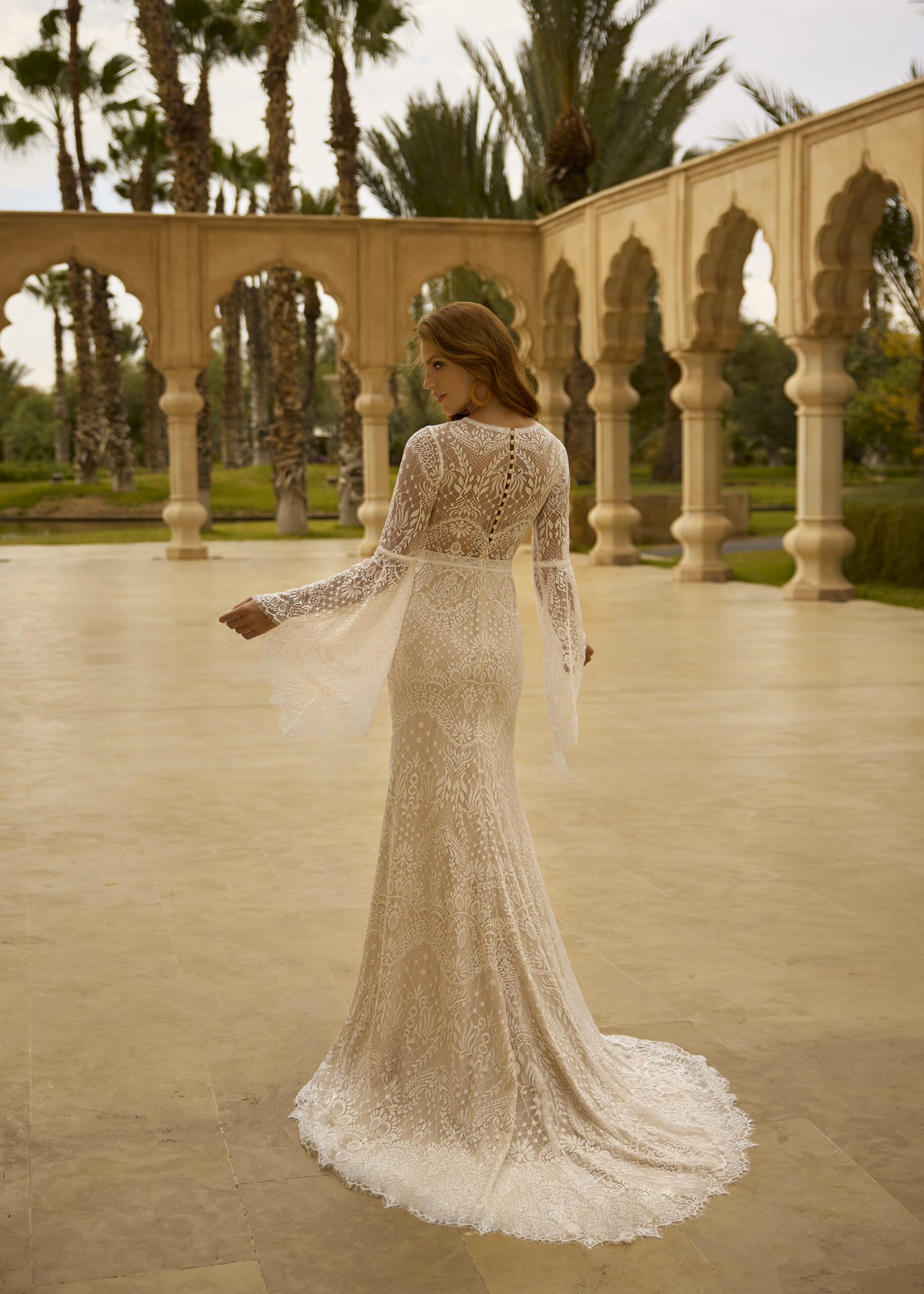 gbs-herve-paris-bridal-cassie-brautkleid-cherish-love-collection image 2