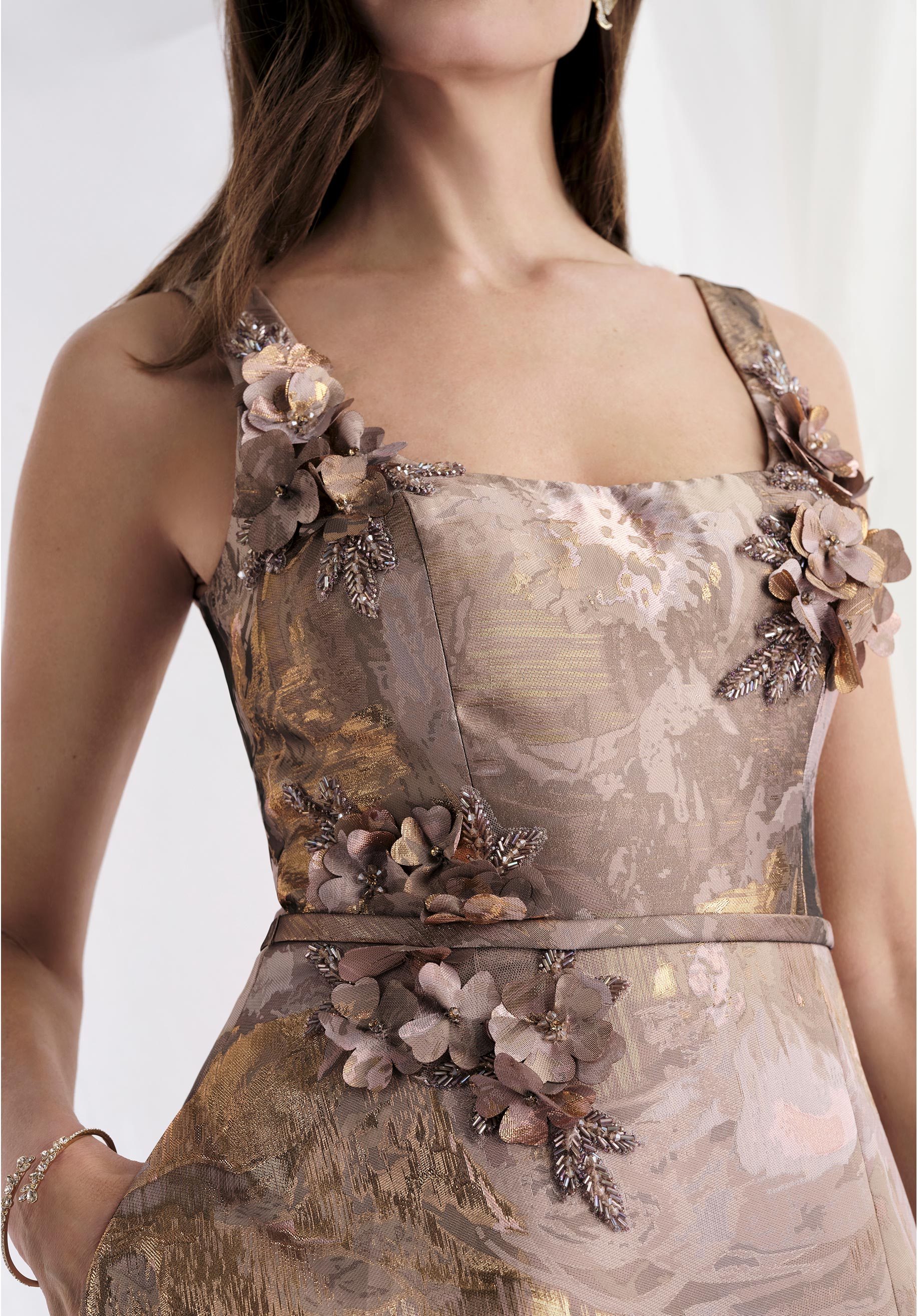 morilee-brokat-a-linie-abendkleid-mit-square-neck-und-perlenbl-ttern image 4