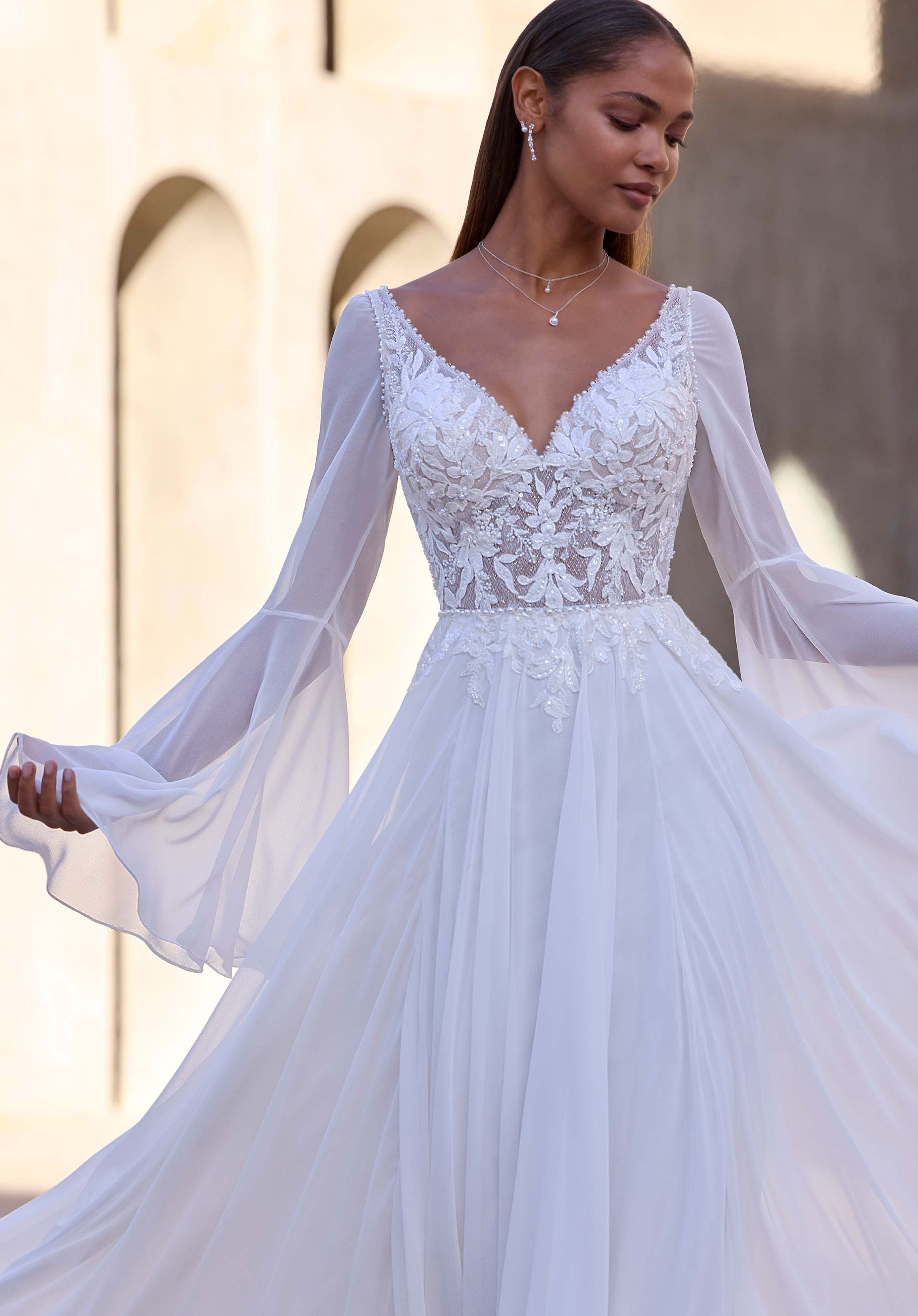 morilee-dria-brautkleid-a-linie-chiffon-ivory-champagne-honey image 4