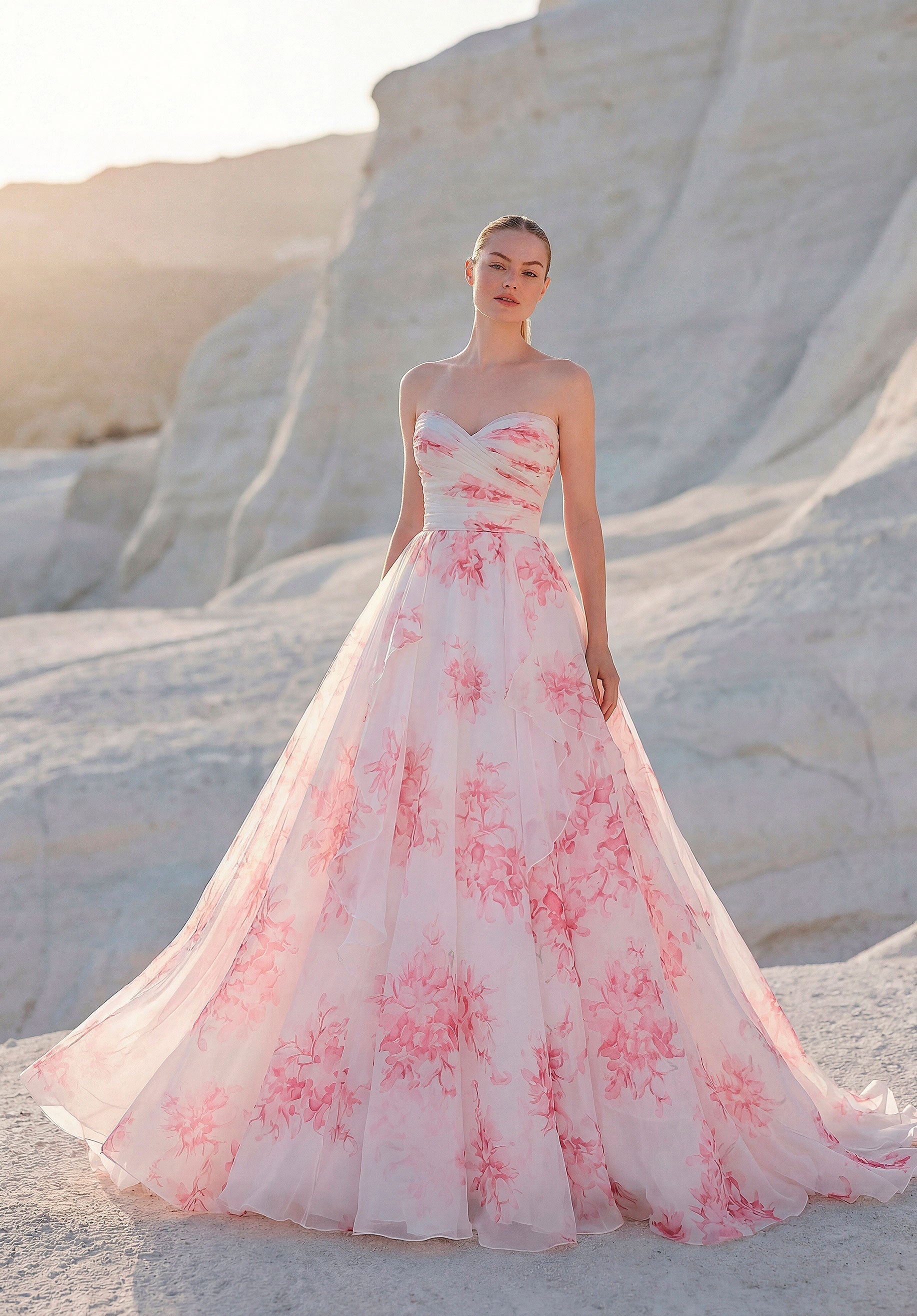 morilee-tate-brautkleid-a-linie-aus-organza-mit-drapiertem-surplice-oberteil image 1