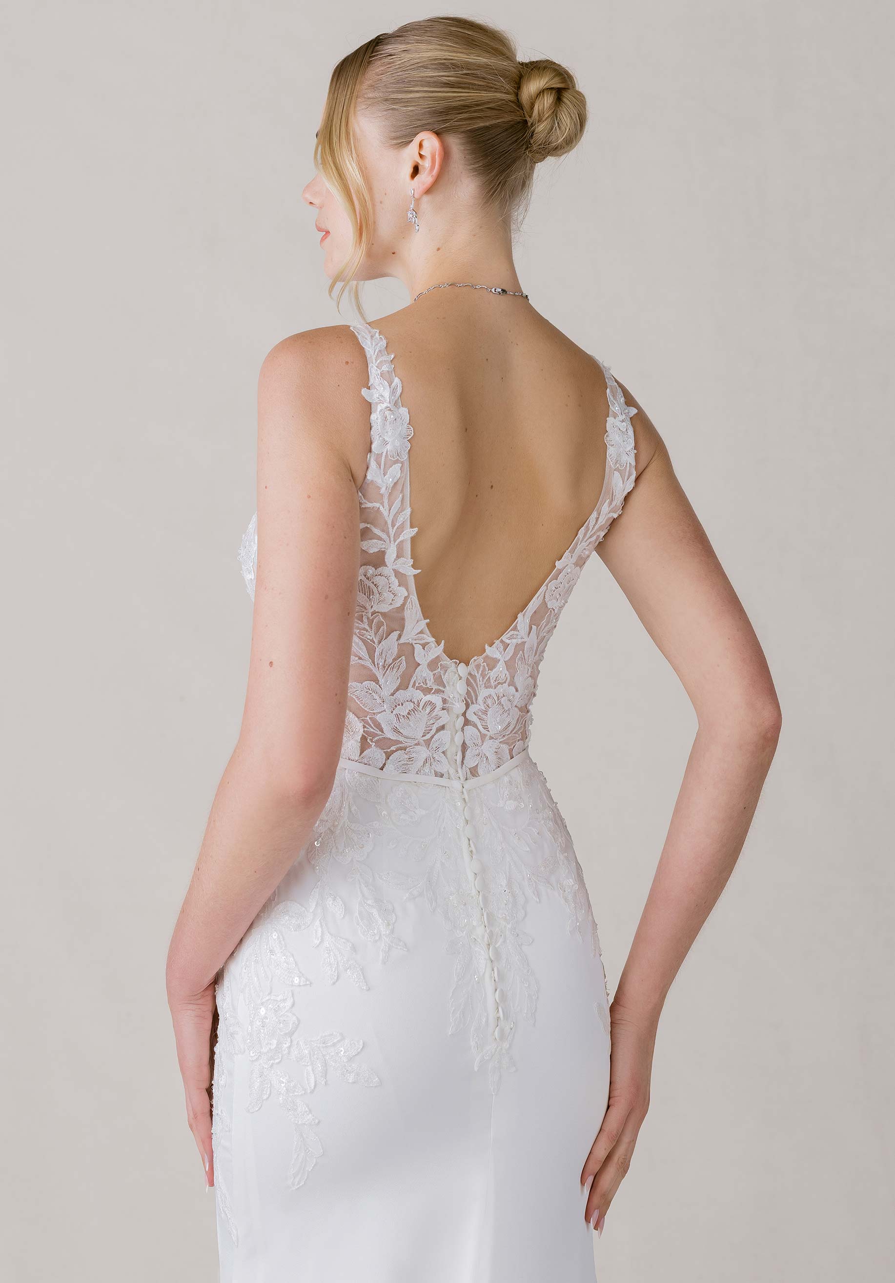 morilee-odile-brautkleid-crepe-fit-and-flare-mit-berrock image 4