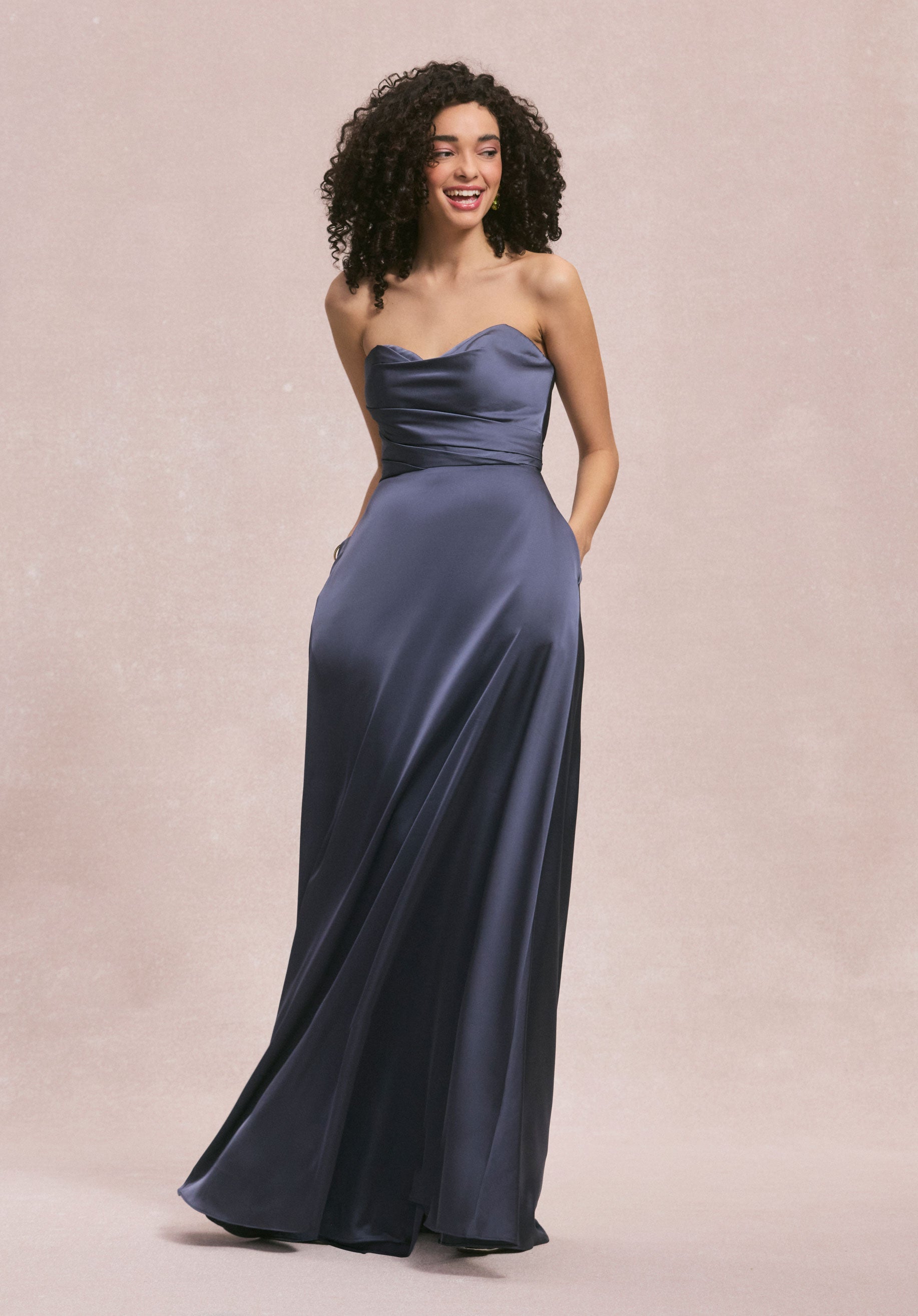 morilee-soft-scoop-luxe-satin-brautjungfernkleid-mit-taschen image 5