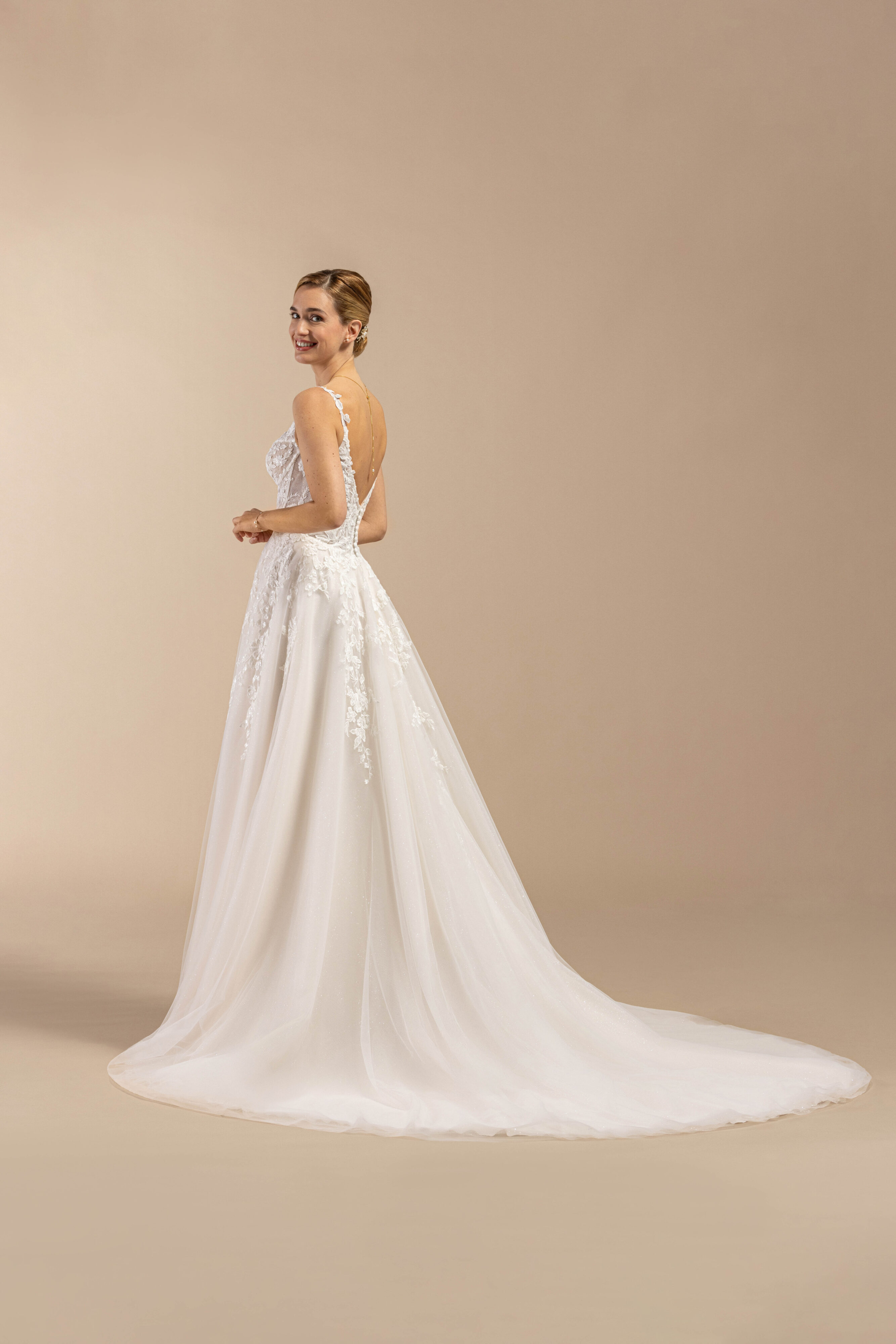 eglantine-bermudes-brautkleid-ivoire-ros-wei-gr-34-74 image 3