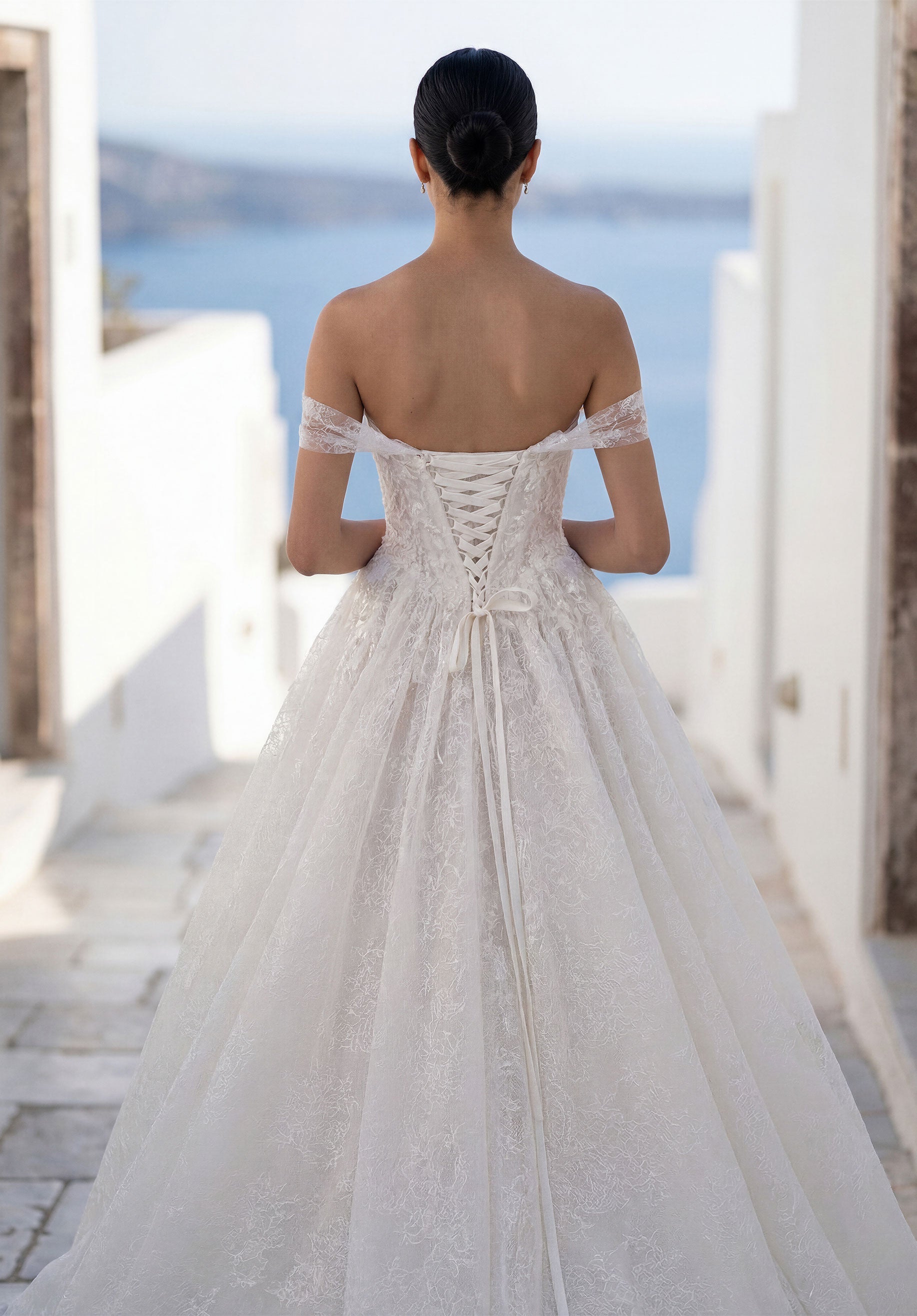 morilee-temperley-brautkleid-a-linie-aus-chantilly-spitze image 4