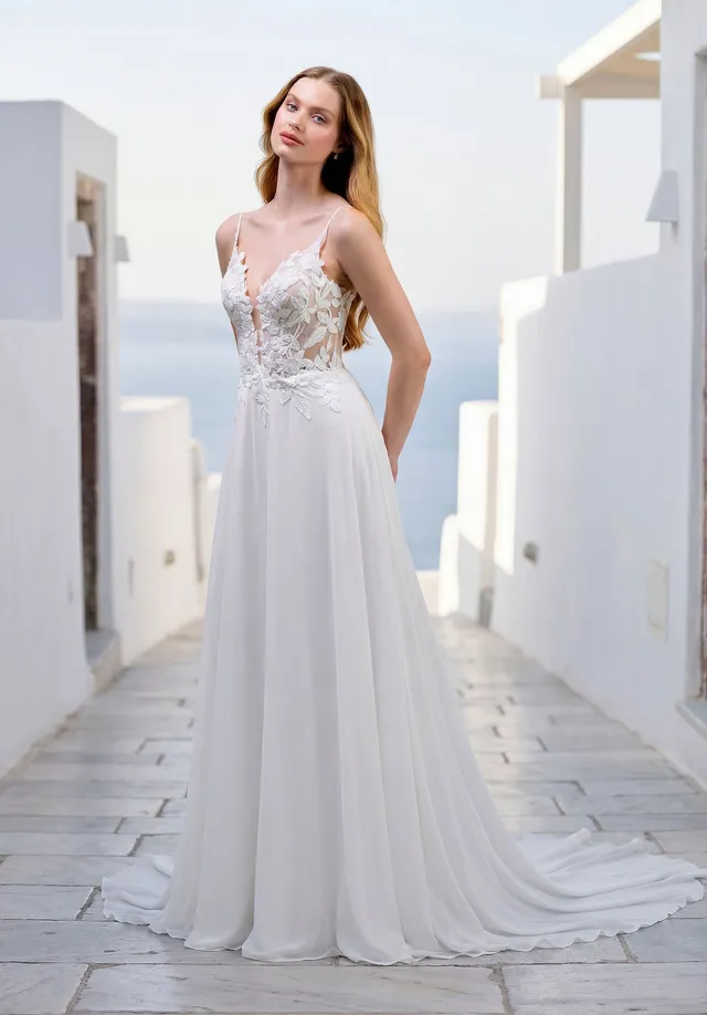 morilee-thais-brautkleid-a-linie-t-ll-mit-schn-rkorsett image 1