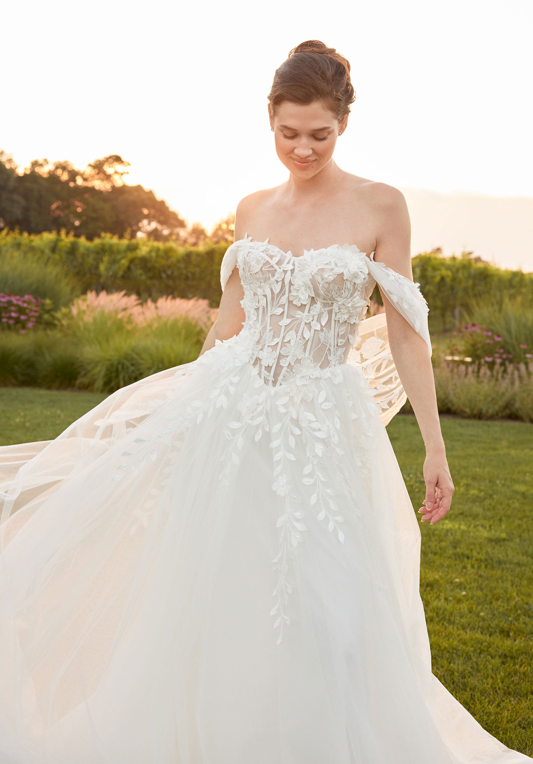 morilee-sonnet-a-linien-brautkleid-mit-3d-spitze image 8