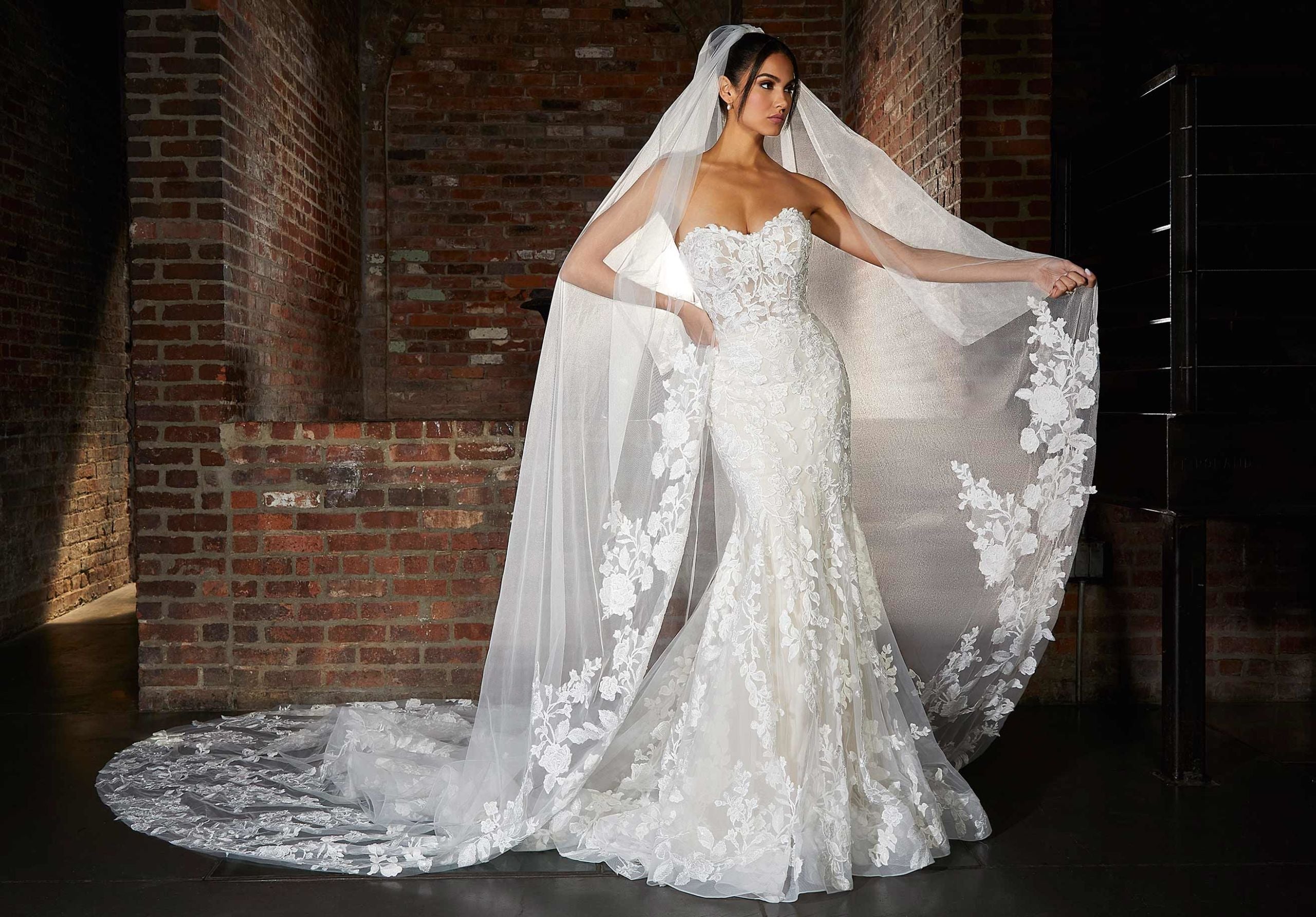 morilee-hazel-fit-flare-brautkleid-mit-abnehmbaren-pouf-rmeln image 4