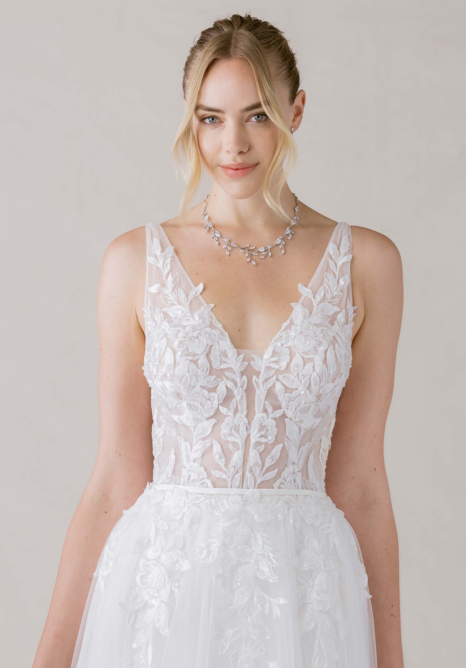 morilee-odile-brautkleid-crepe-fit-and-flare-mit-berrock image 2