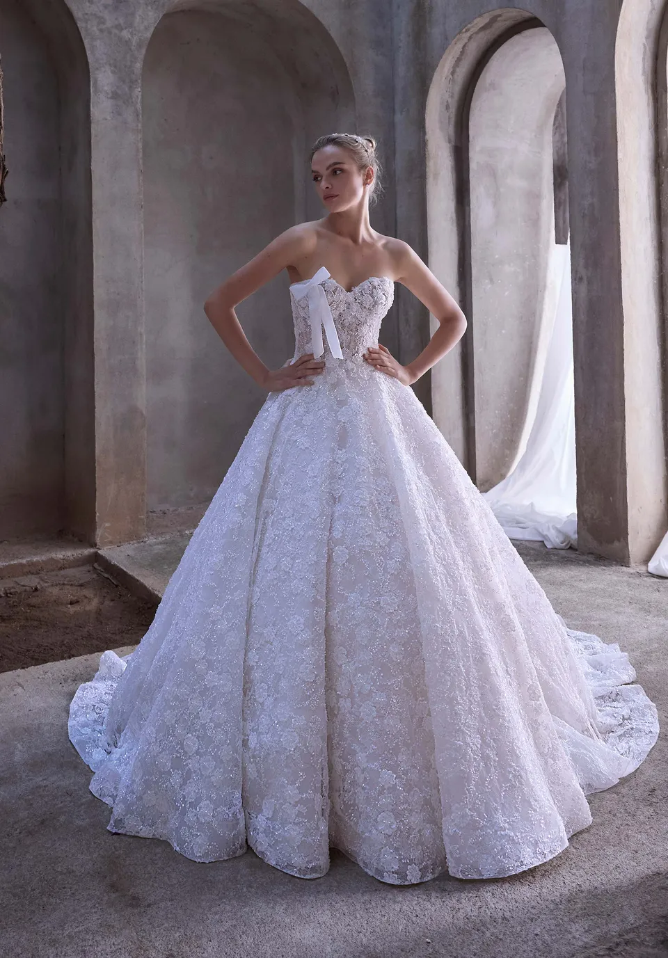 morilee-arys-ballkleid-brautkleid-mit-sweetheart-und-schleifen-bow image 1