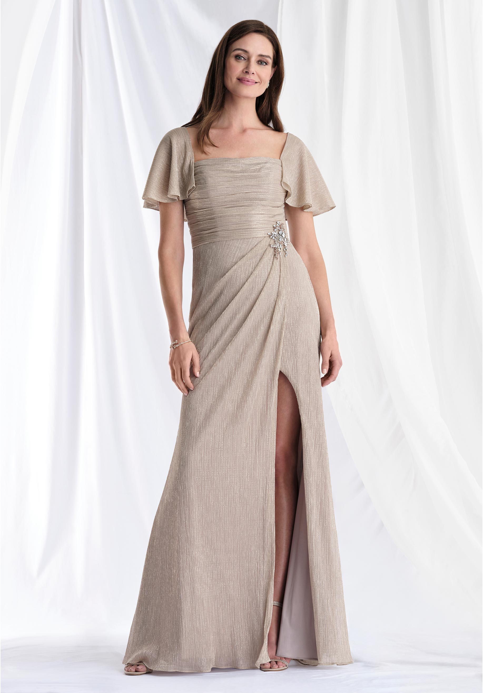 morilee-metallic-strick-abendkleid-drapiert-schlitz image 1