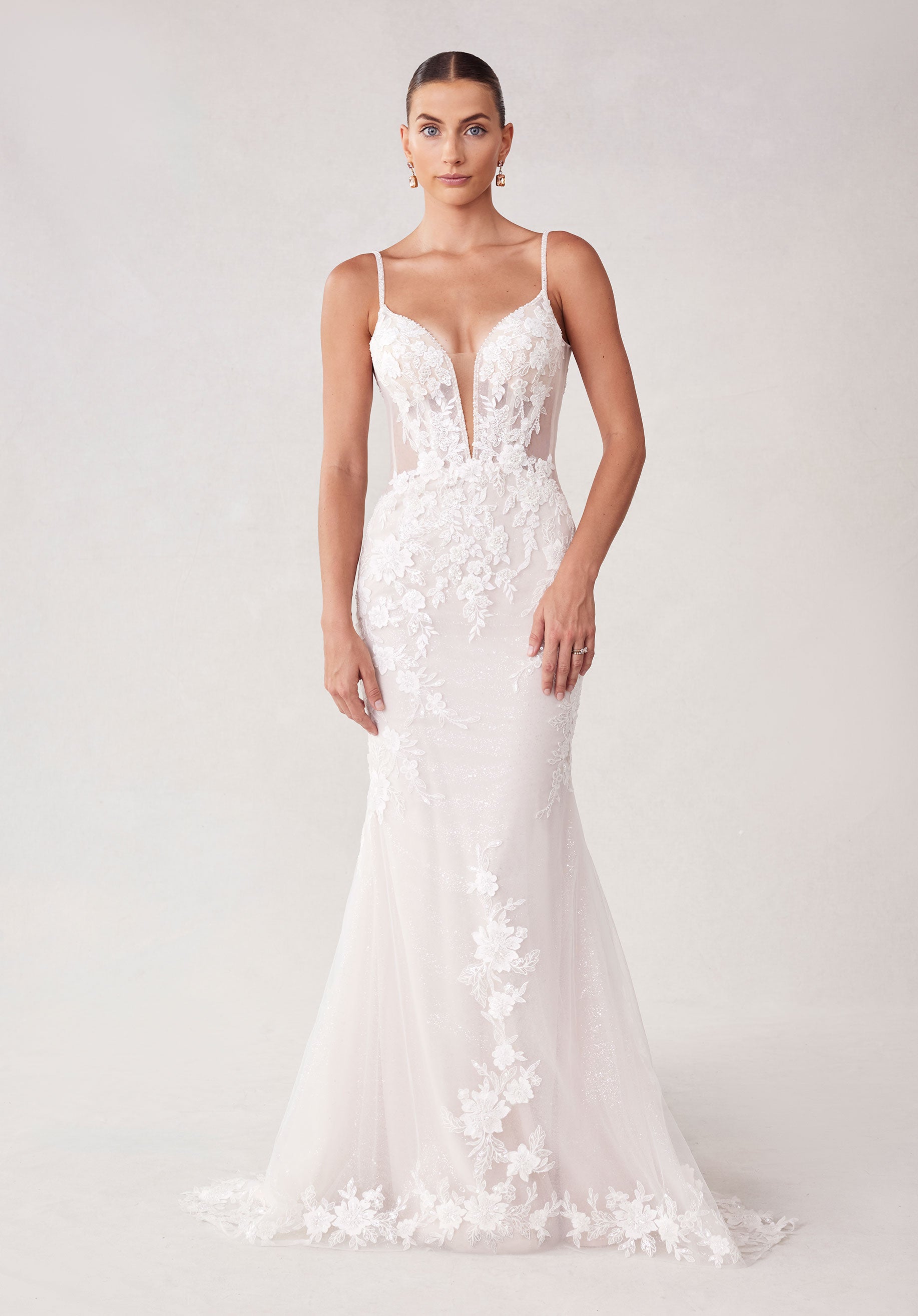 morilee-sinclair-brautkleid-fit-flare-mit-plunge-ausschnitt image 1