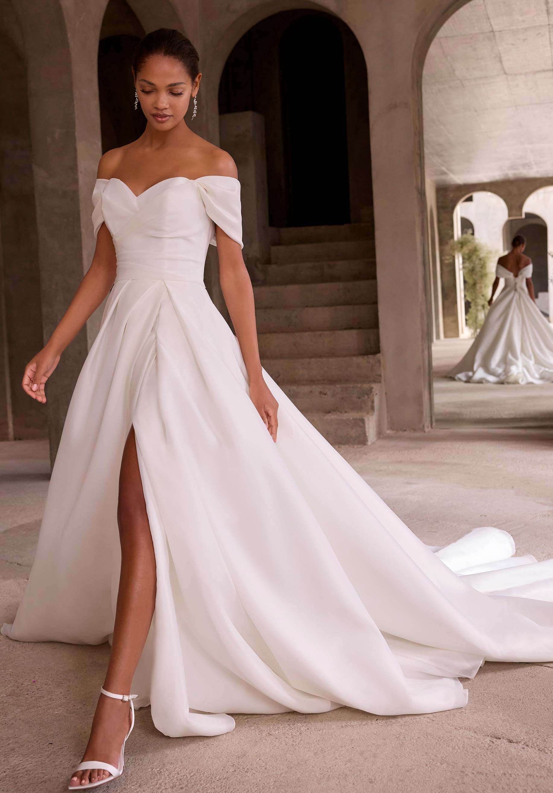 morilee-andromeda-brautkleid-a-linie-mit-abnehmbaren-off-shoulder-rmeln image 3