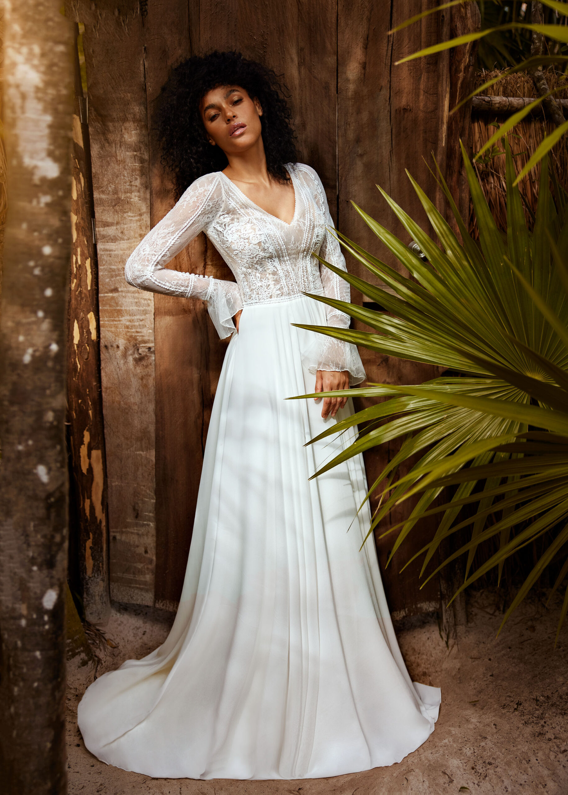 gbs-herve-paris-bridal-beau-brautkleid-mystical-collection image 4