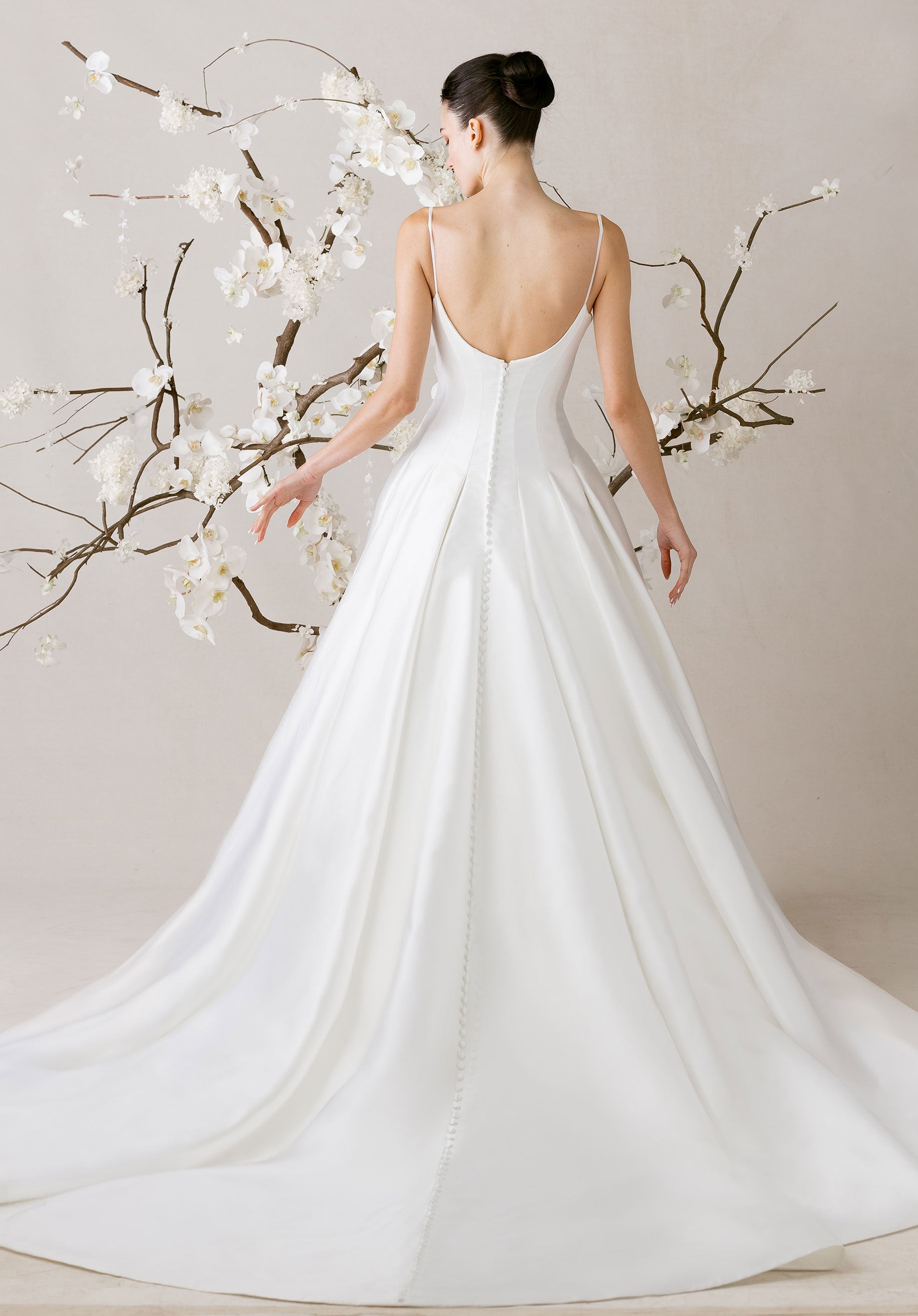 morilee-vivienne-brautkleid-mikado-ballkleid image 7